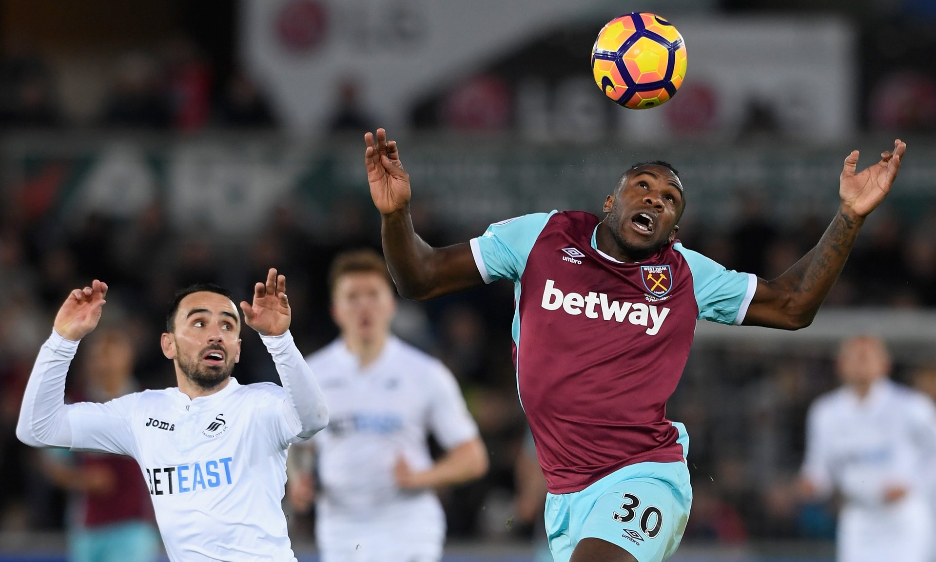 崭露头角 崭露头角